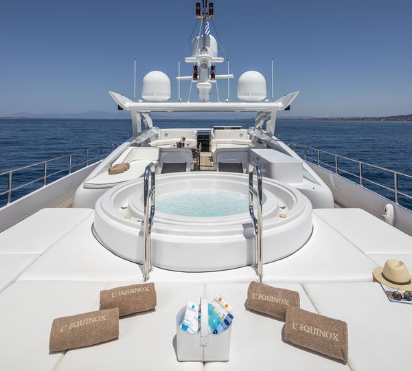 Motor yacht L'EQUINOX - Jacuzzi