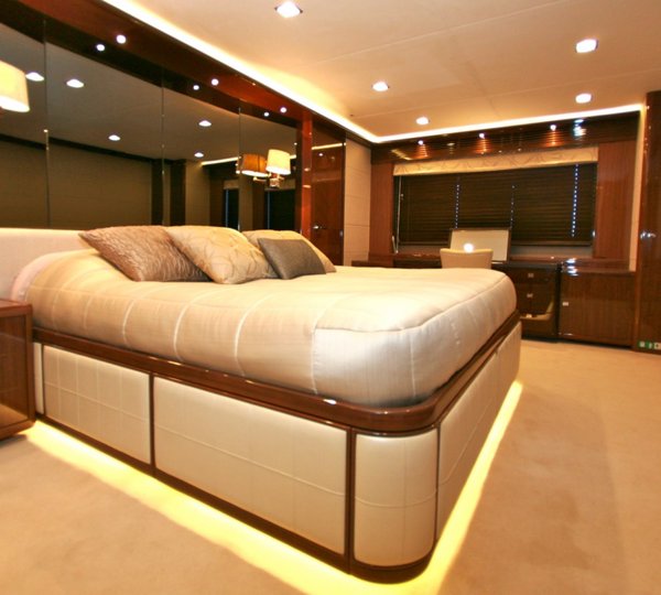 Motor yacht LADY BEATRICE - Master Cabin