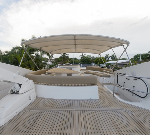 Motor yacht LADY DORIS - 015