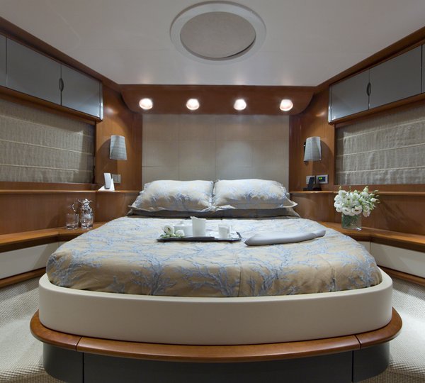 Motor yacht LULU - VIP Cabin