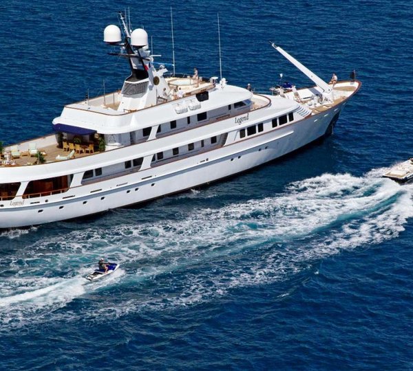 Motor yacht Legend
