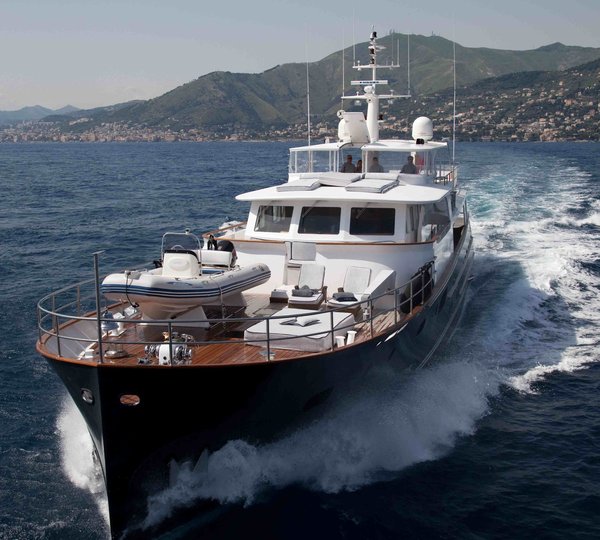 Motor yacht MARHABA - Bow