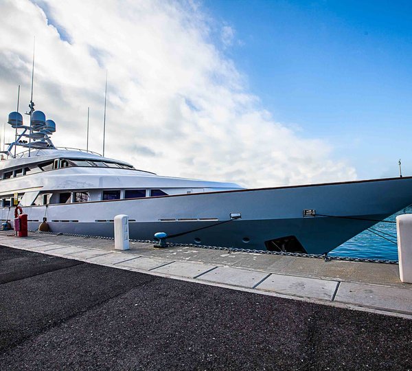 Motor yacht MISTRESS - 014