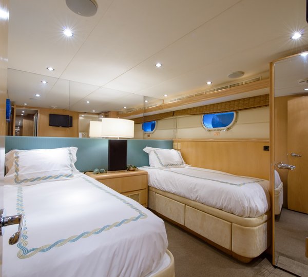 Motor yacht PERFECT LADY - Twin Cabin