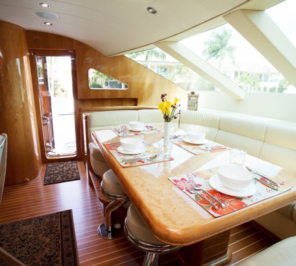 Motor yacht PIPE DREAMS - 009