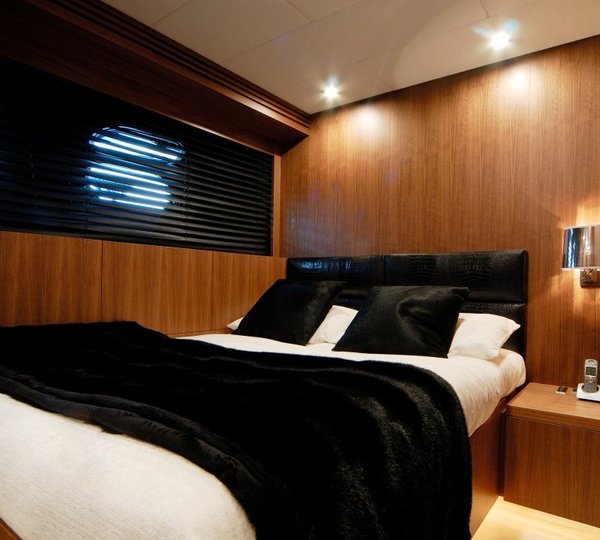 Motor yacht RG 512 - Double Cabin