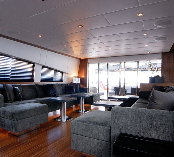 Motor yacht RG 512 -  Main Salon