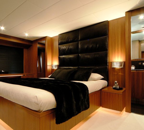 Motor yacht RG 512 -  Master Cabin