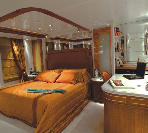 Motor yacht RM ELEGANT  - VIP RUBI CABIN1