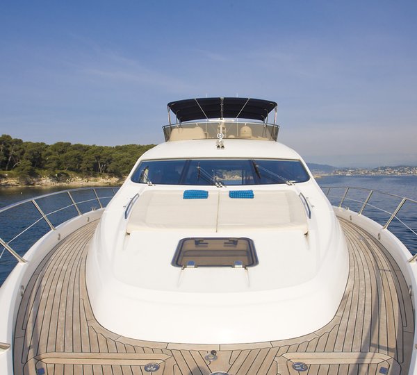 Motor yacht SAMAKANDA - Foredeck