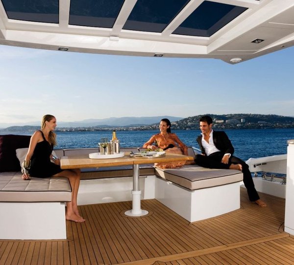 Motor yacht SCUDERIA -  Aft Deck