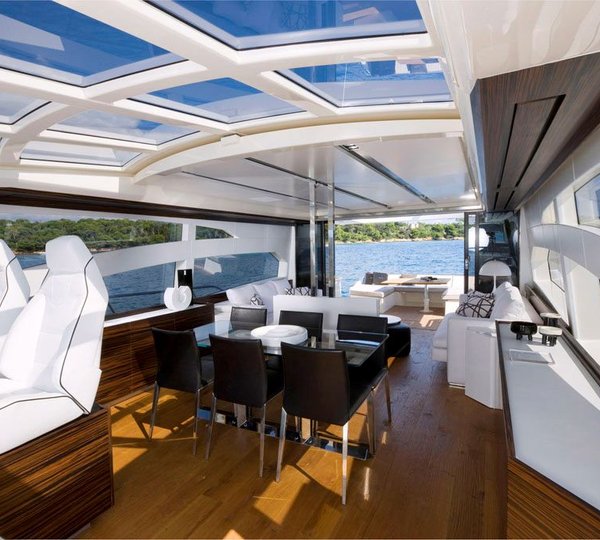 Motor yacht SCUDERIA -  Salon and Dining