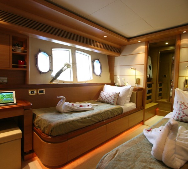 Motor yacht SEA LION II - 012