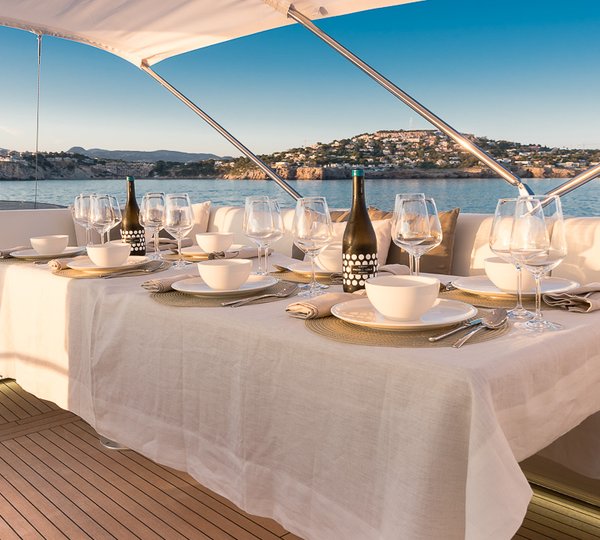 Motor yacht SEAWATER - Alfresco dining