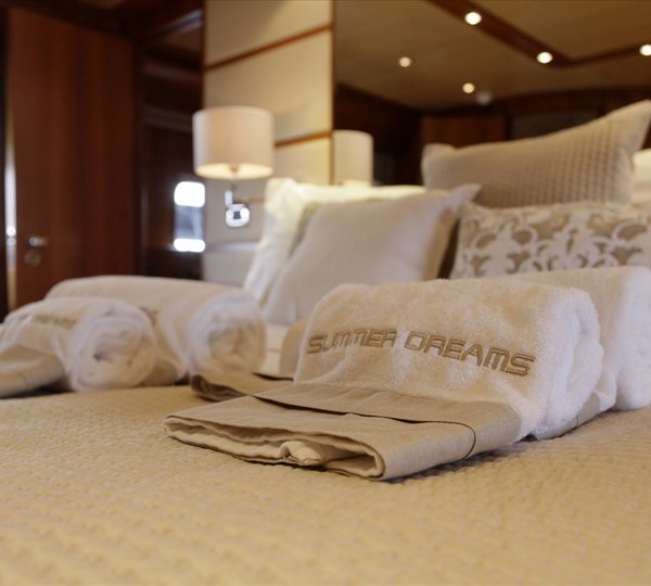 Motor yacht SUMMER DREAMS - Detail