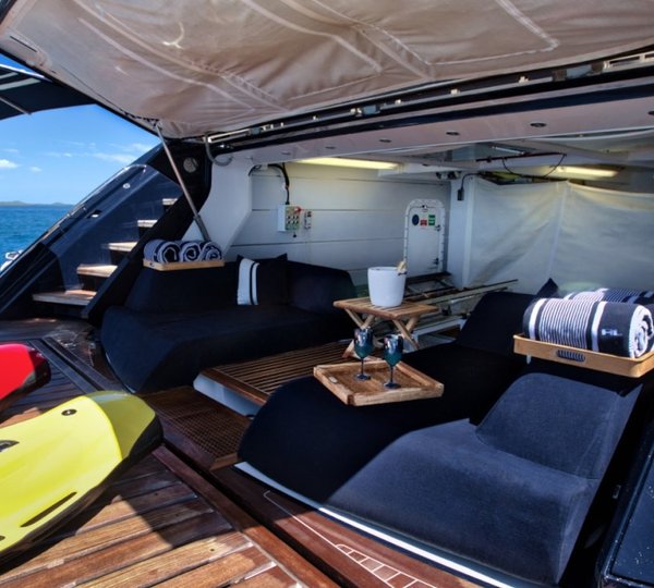 Motor yacht TAKE 5 - 031