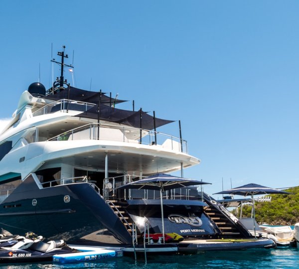 Motor yacht TAKE 5 - 041