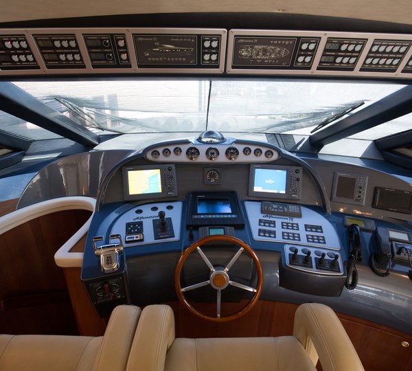 Motor yacht TIUNA - 006