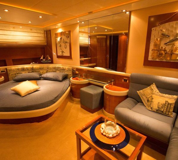 Motor yacht TIUNA - 010