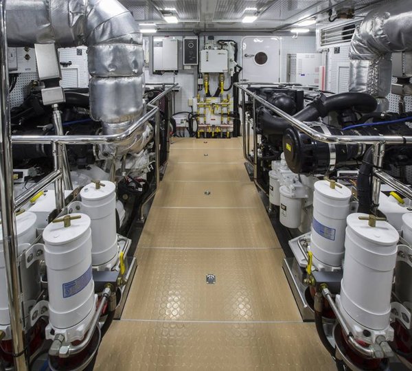 Motor yacht Ti Punch - Engine Room