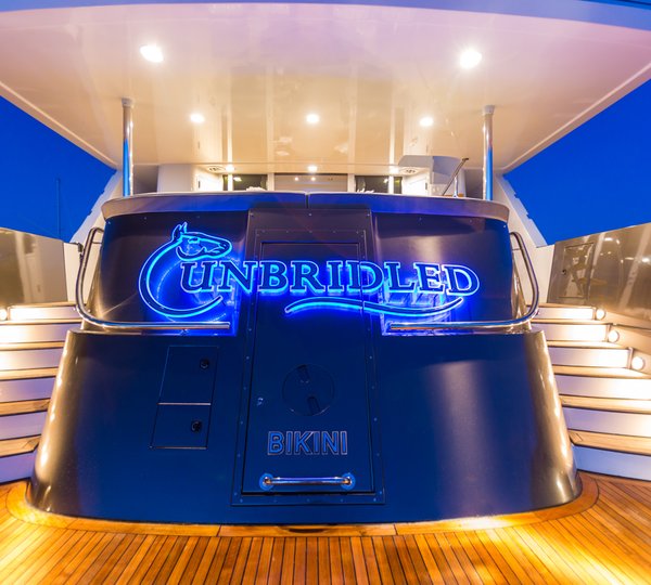 Motor yacht UNBRIDLED - 037