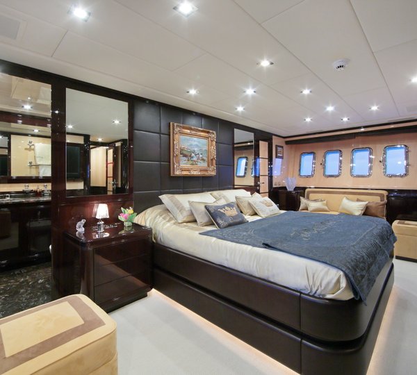 Motor yacht VERA - Master Cabin