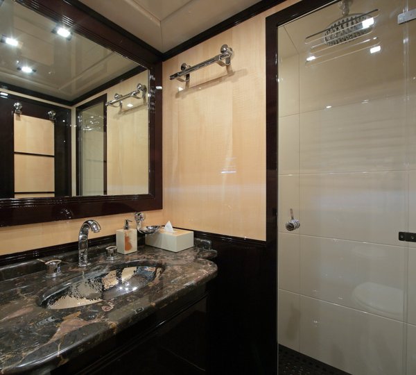 Motor yacht VERA - VIP Ensuite