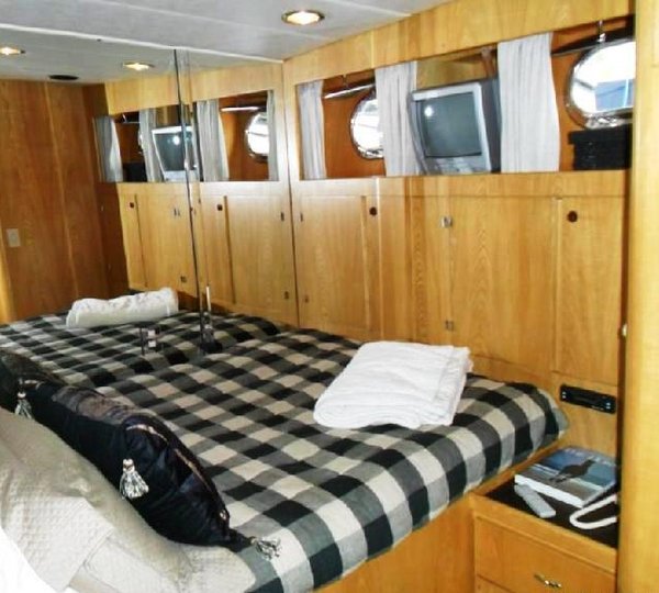 Motor yacht ZIA -  Guest Cabin