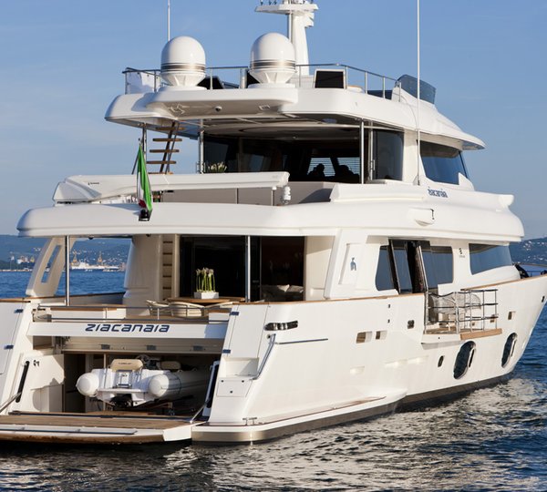 N33 Yacht Ziacanaia - Ferretti Custom Line - Garage