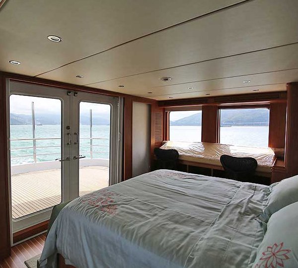 N86 Yacht Koonoona - Interior