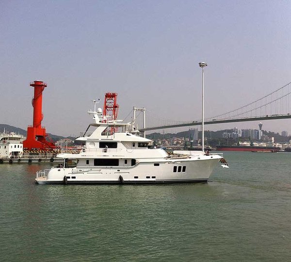 N86 luxury yacht Koonoona