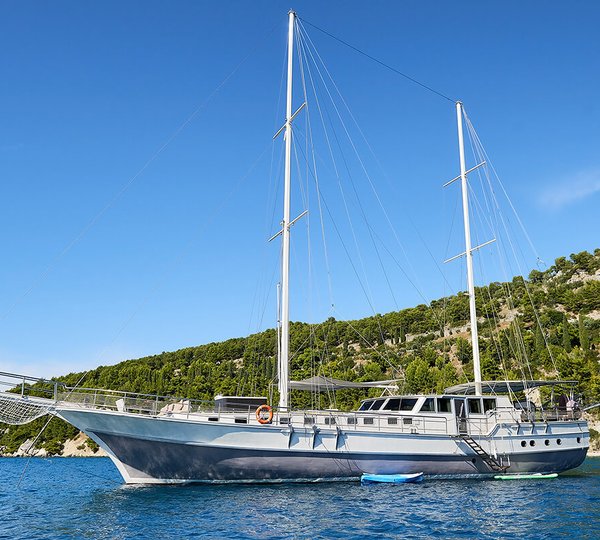 NAUTILUS - Main shot