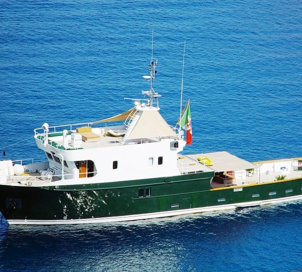 NAVE BARBARA -  Main