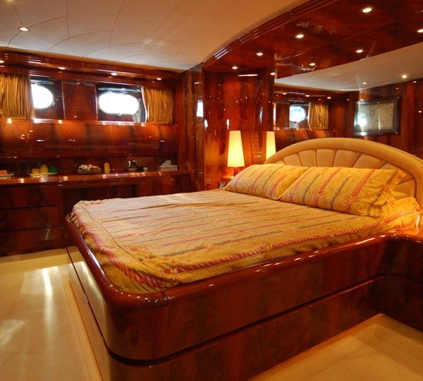 NEVER ONE - Master cabin