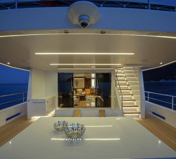 NOGA Yacht - Exterior