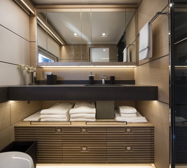 Narvalo guest bathroom