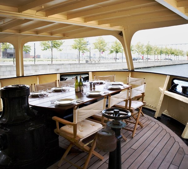 Navigator -  Main Deck