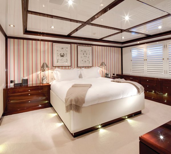 OXYGEN - Double Cabin