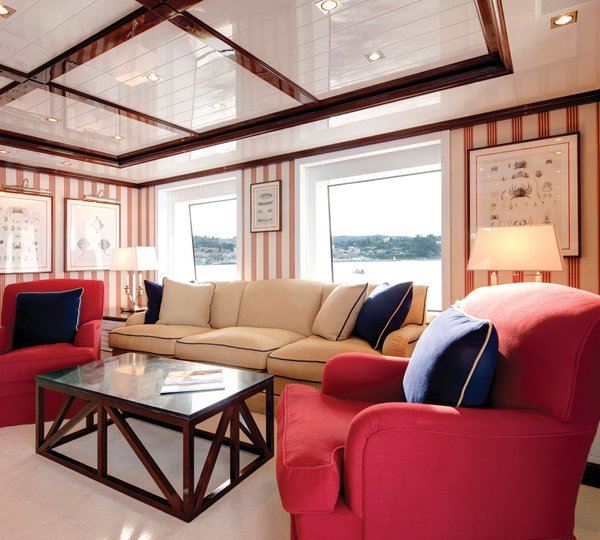 OXYGEN -  Upper Salon 4