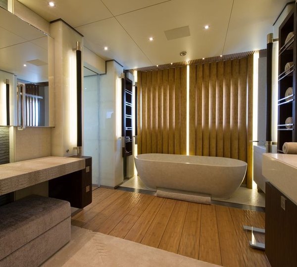 Oceanco Yacht NIRVANA - Guest Bathroom