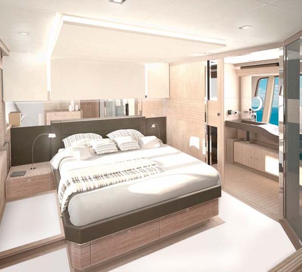 Owner Suite - Ferretti 720 SuperYacht