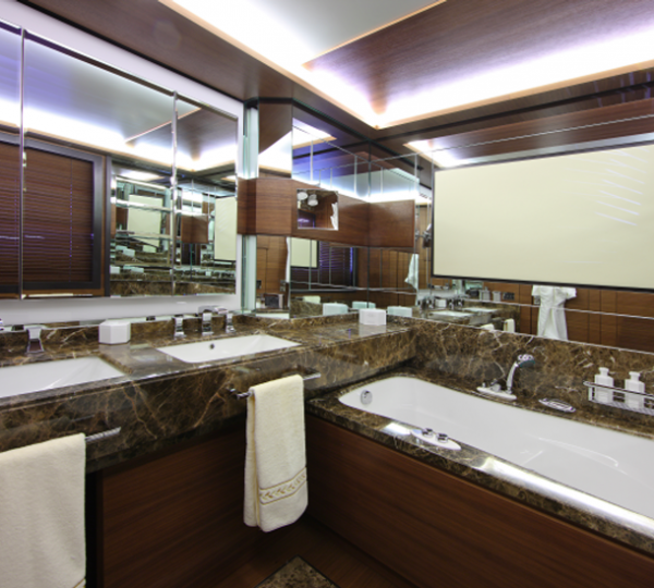 Owners Bathroom Benetti Delfino 93 Motor Yacht