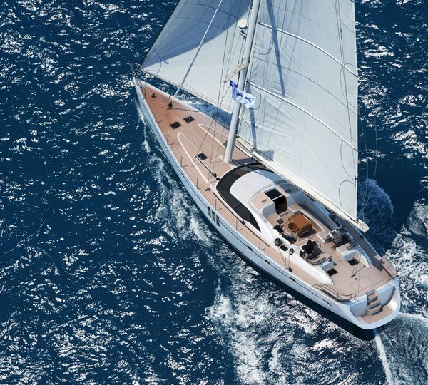 Oyster 725 yacht - view from abovejpg