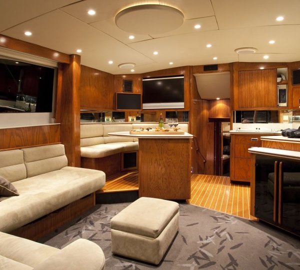 PACIFIC HQ -  Social Galley