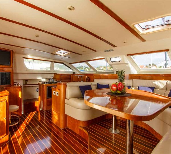 PEGASUS OF LONDON - Dining