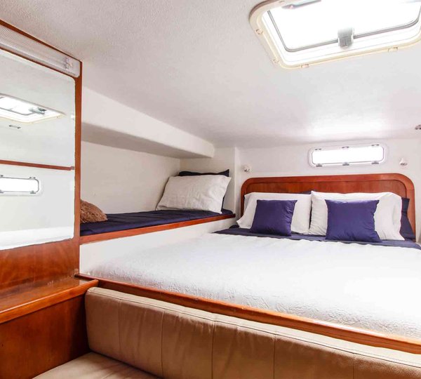 PEGASUS OF LONDON - Guest cabin