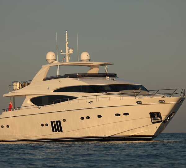 PRINCESS LILY - Forward View