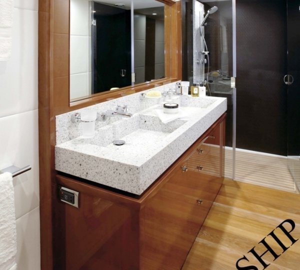 PRINCESSLILY - Ensuite