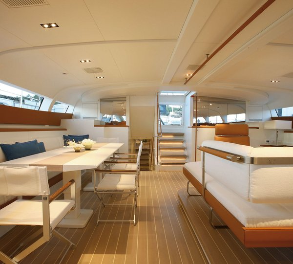 Perini Navi P2 -  Pilot House