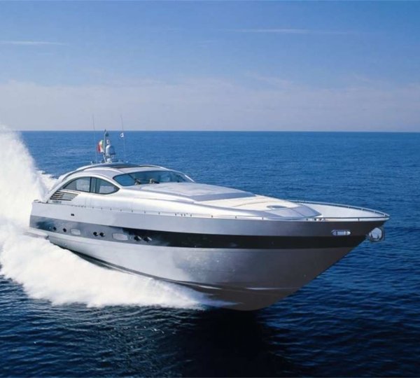 Pershing 88 - Cruising